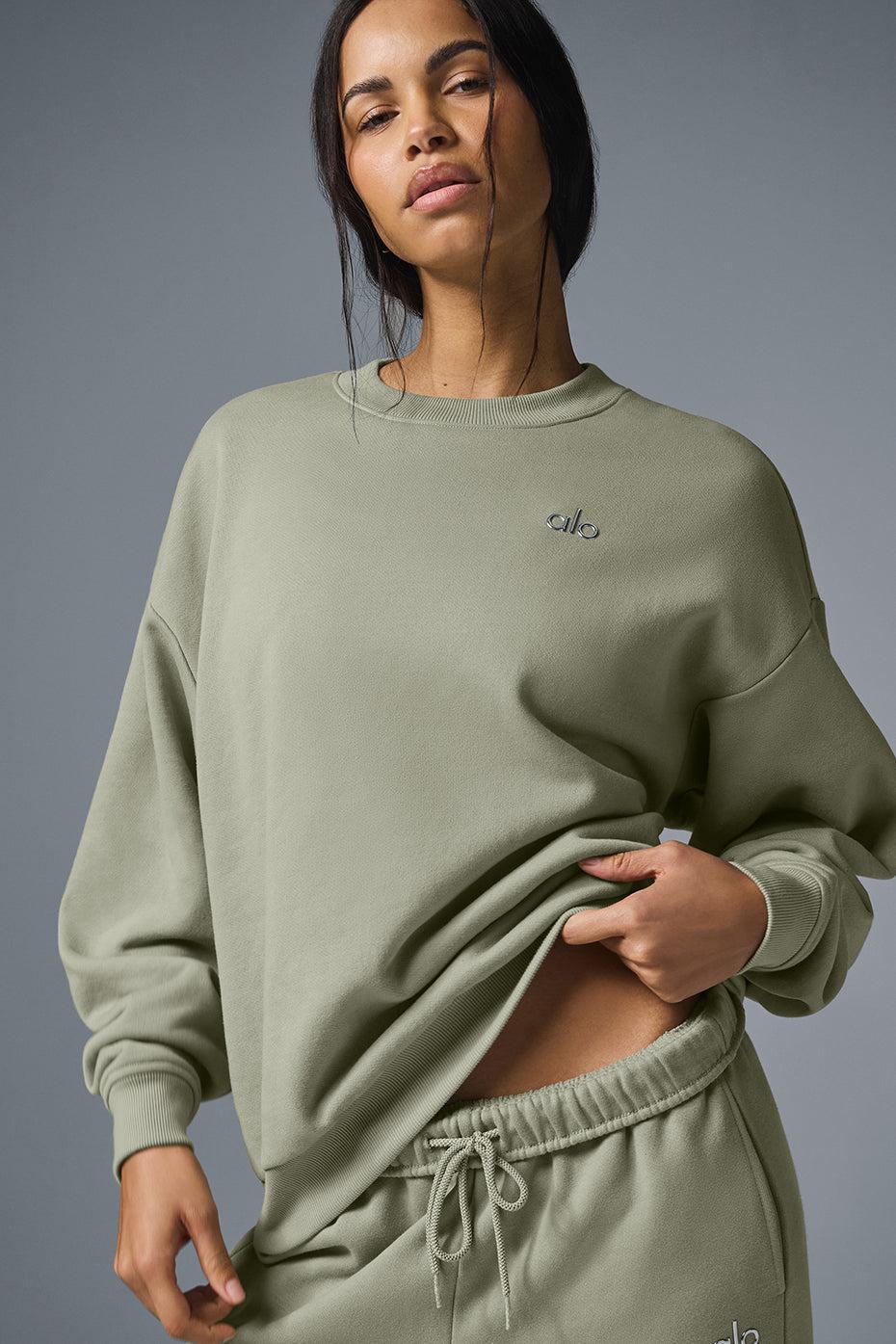 Accolade Crew Neck Pullover - Limestone Female Product Image