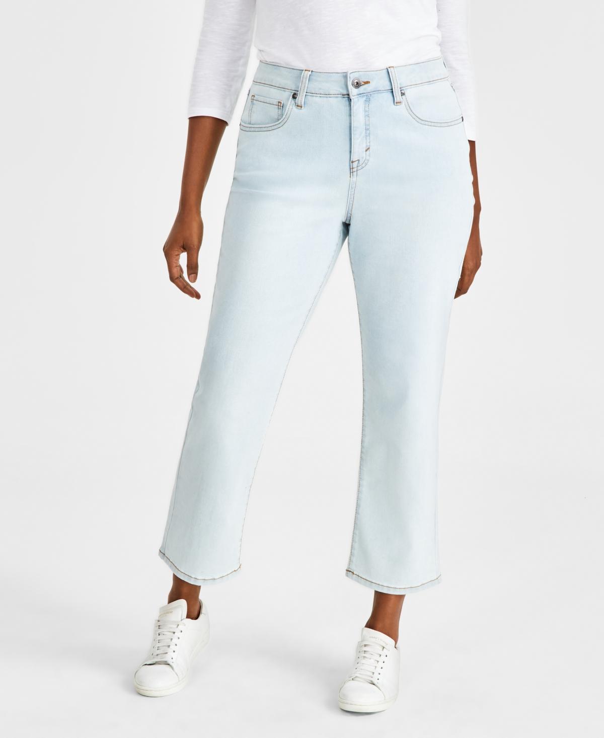 Women's Mid-Rise Curvy Capri Jeans, Created for Macy's Product Image