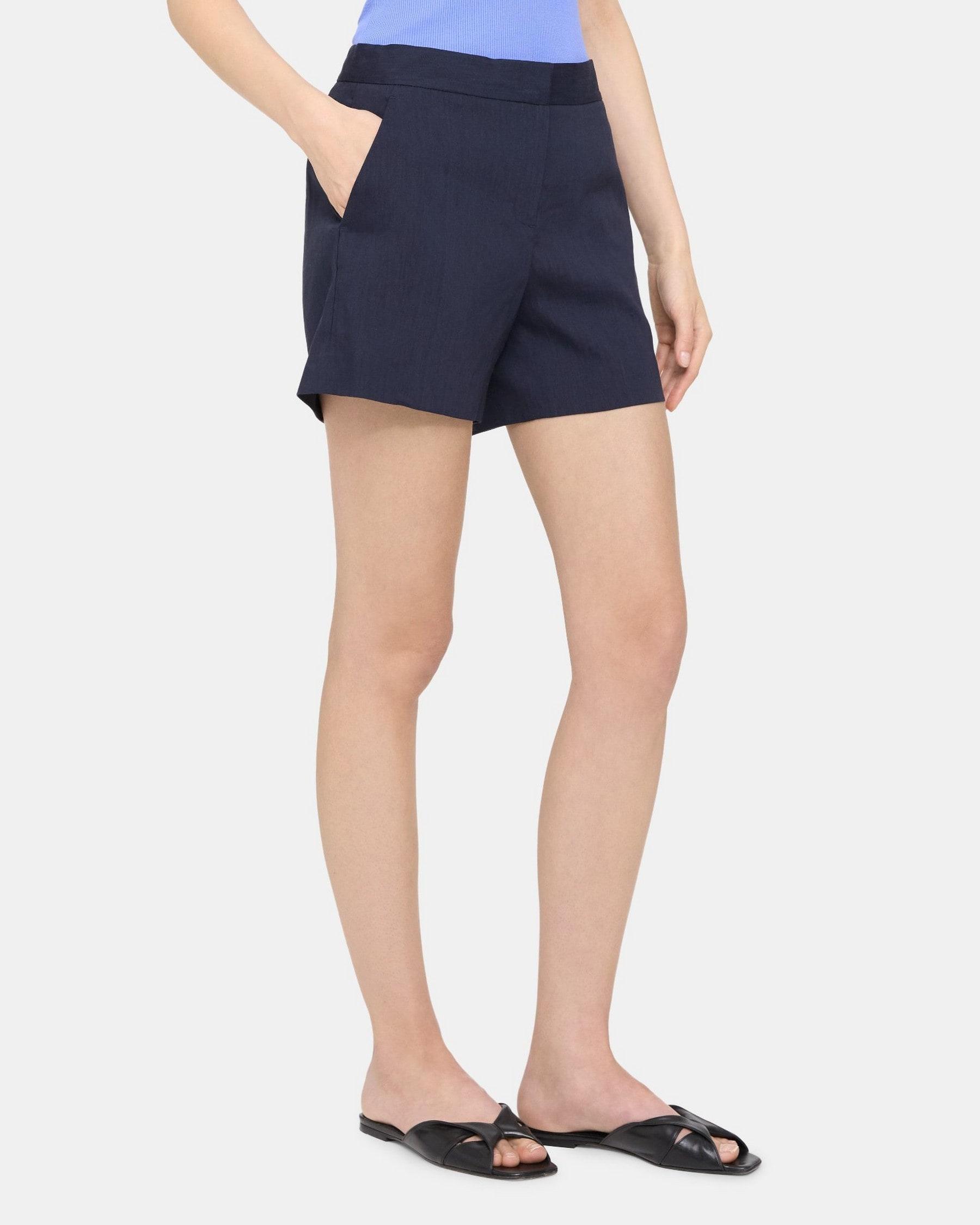 Tailored Short in Linen-Blend Product Image