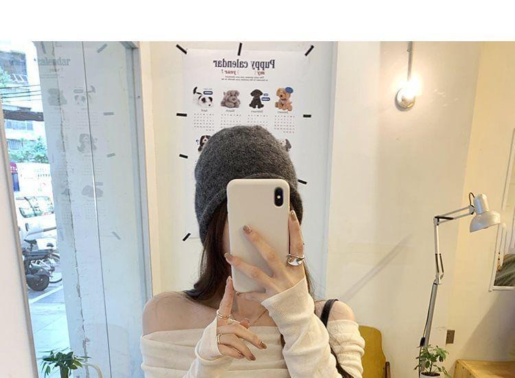 Long-Sleeve Off Shoulder Plain Knit Top Product Image