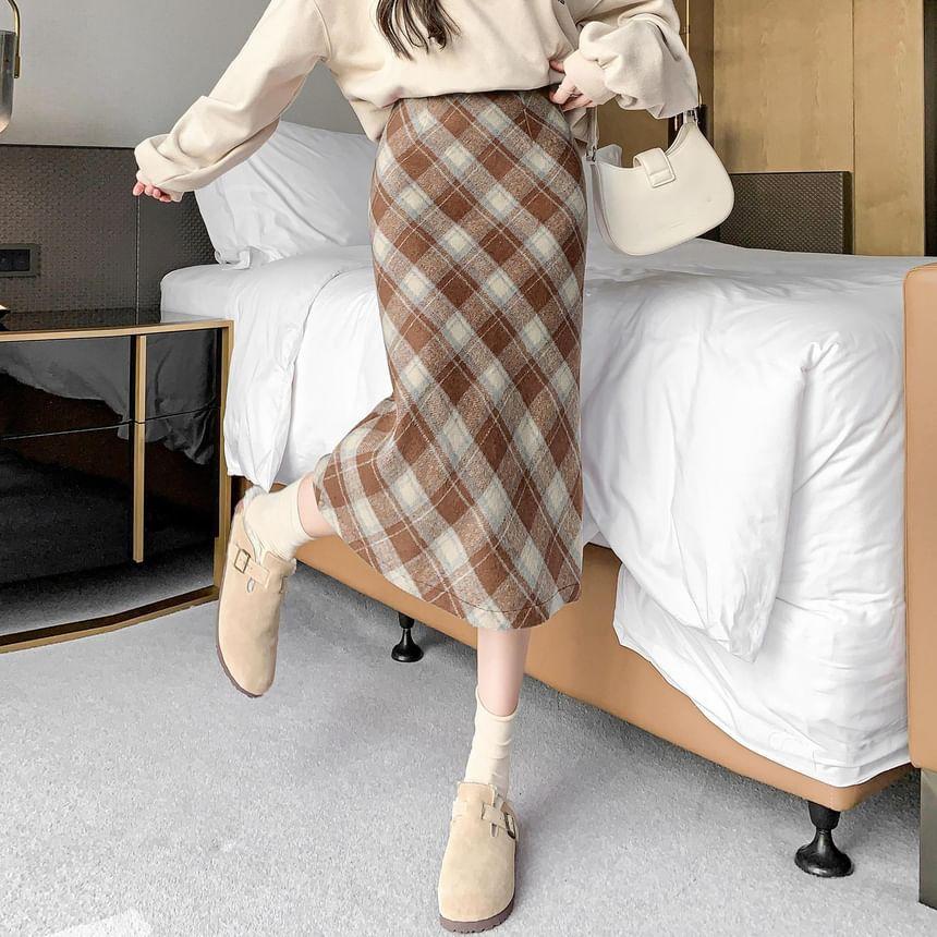 High Waist Plaid Midi A-Line Skirt Product Image