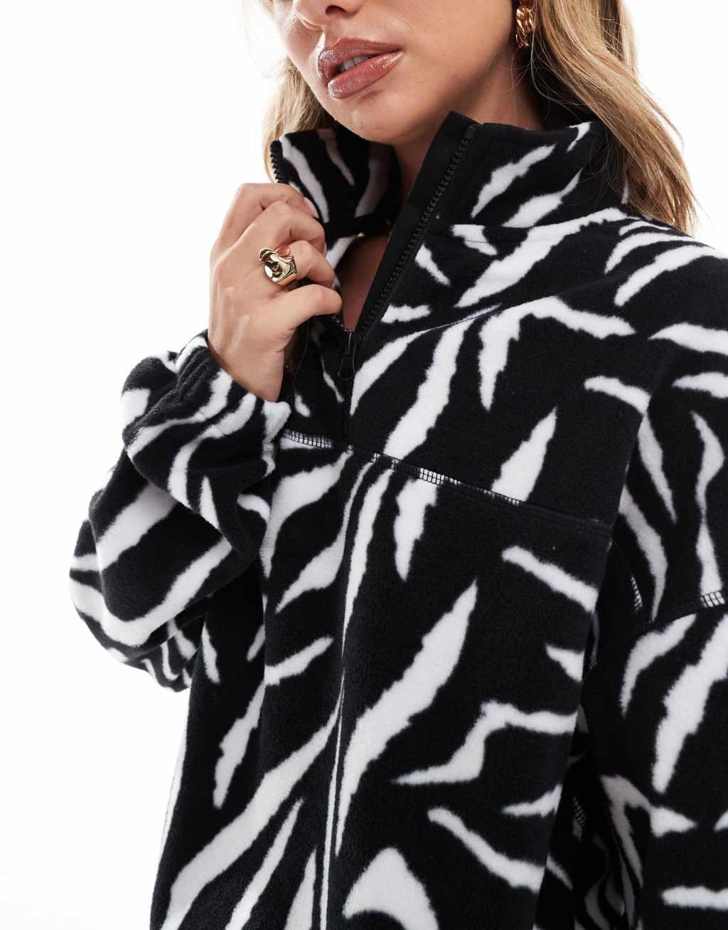 ASOS DESIGN half zip fleece in zebra Product Image