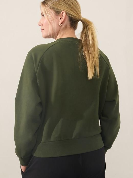 Easy Fleece Crew Sweatshirt Product Image