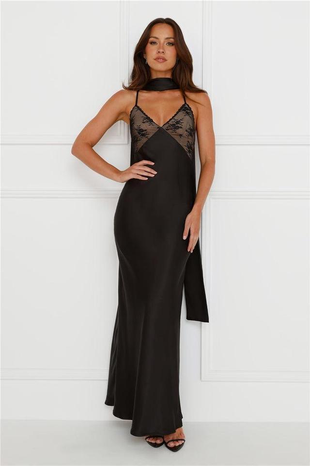 Nadalia Midi Dress Black Product Image