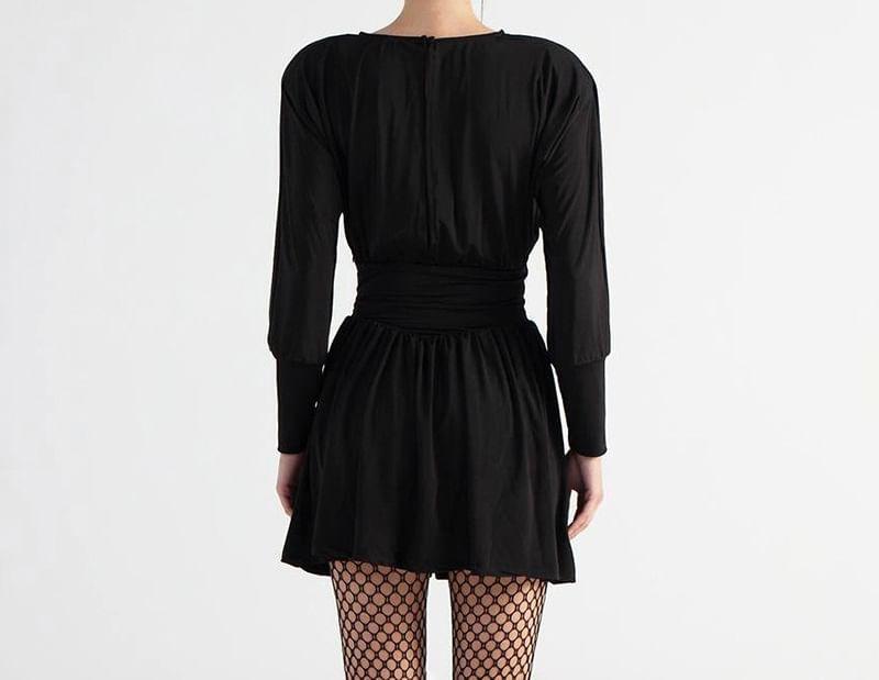 Long-Sleeve Crew Neck Plain Ruched Mini A-Line Dress Product Image