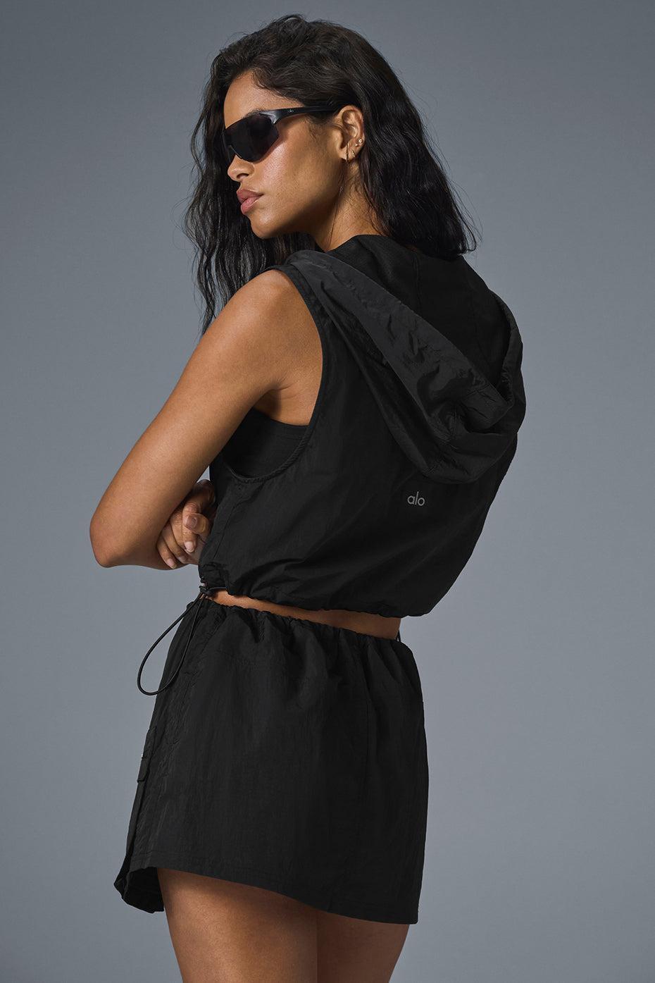 Crinkle Cropped Surplus Vest - Black Female Product Image