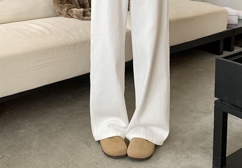 Mid Rise Plain Wide Leg Jeans Product Image