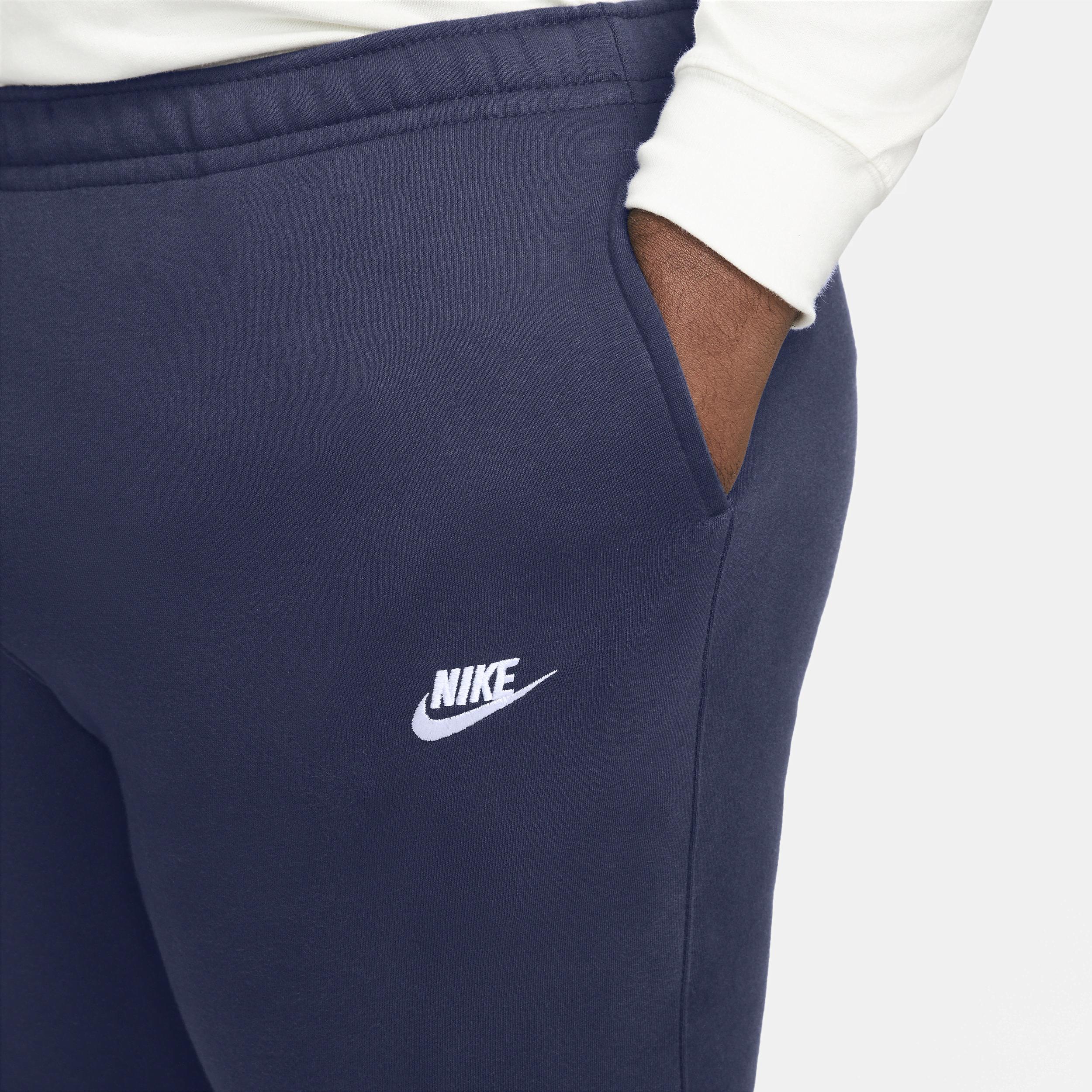 Nike NSW Club Pant in Navy. Product Image