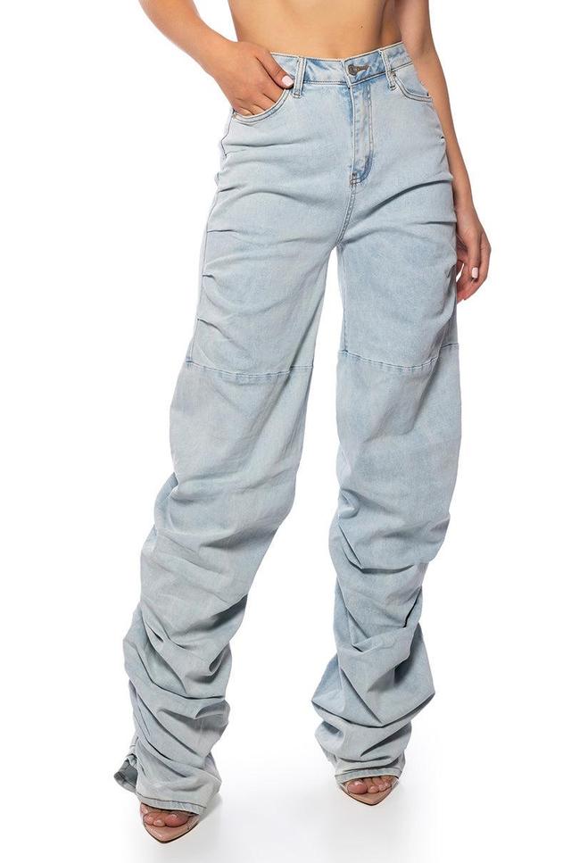 NEVER CHANGE RUCHED RELAXED FIT JEANS IN LIGHT BLUE DENIM Product Image