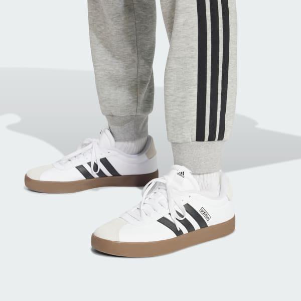 Essentials 3-Stripes Fleece Pants Product Image