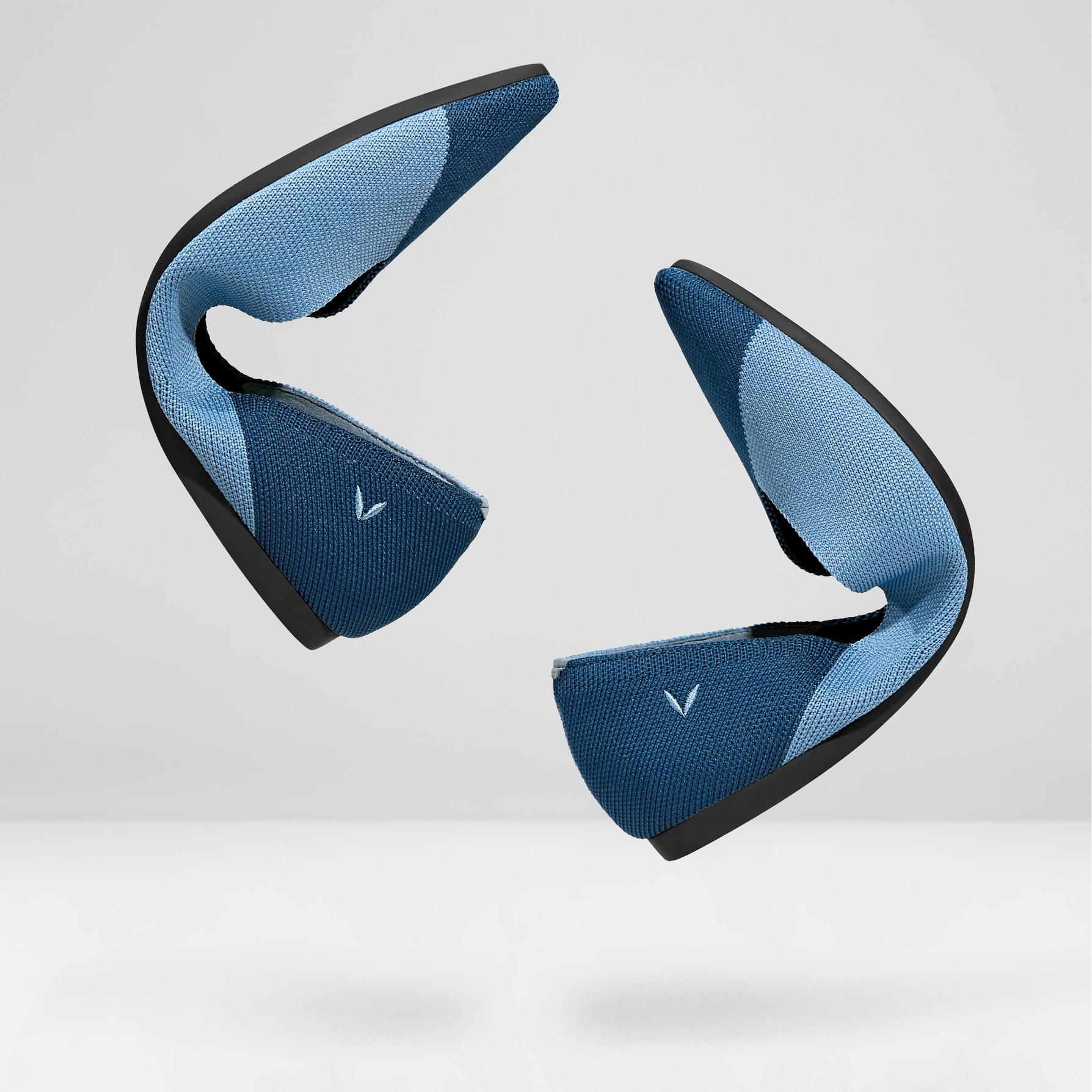 Pointed-Toe V-Cut Flats (Valencia 2.0) product image