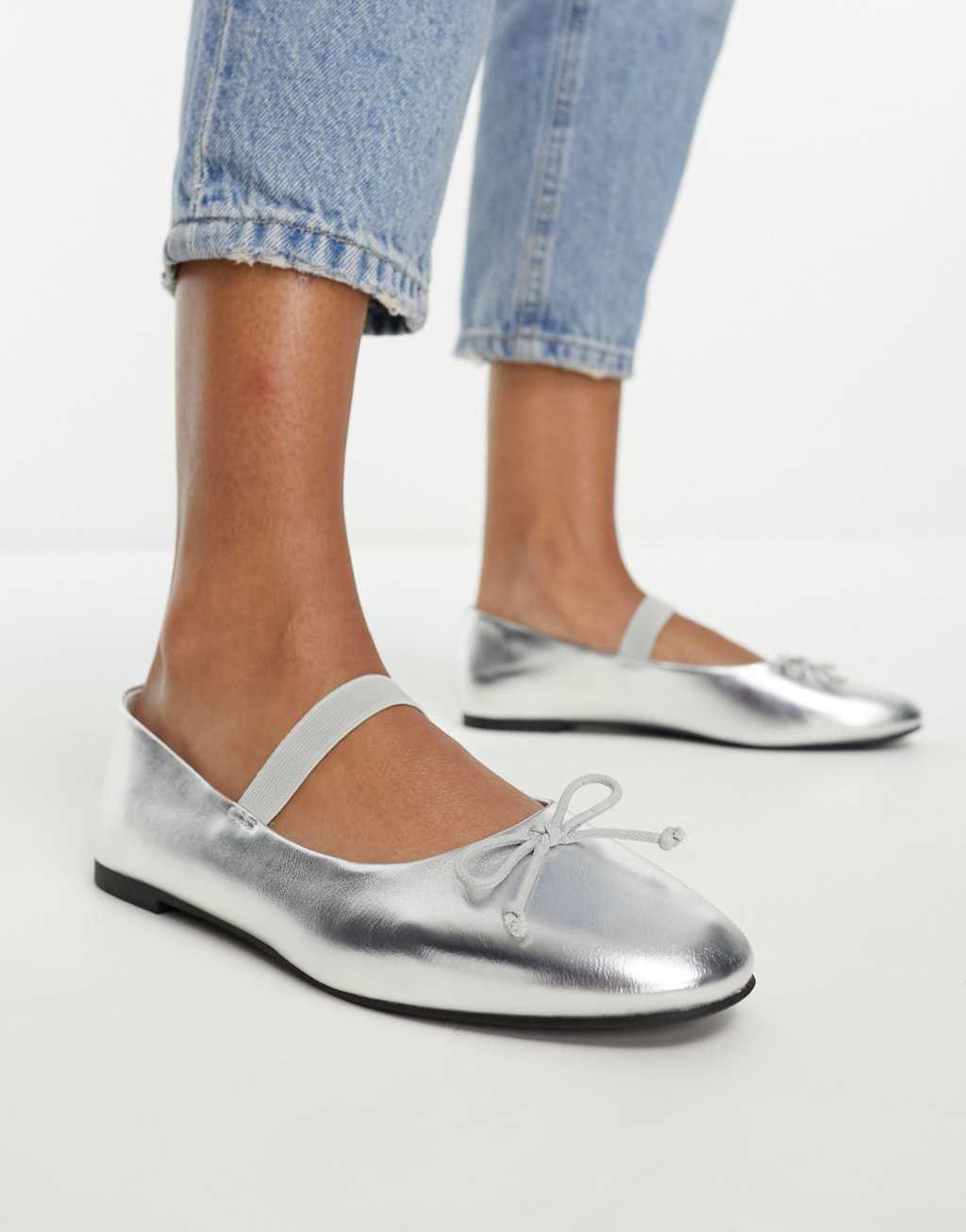 Monki ballet flats in silver metallic Product Image