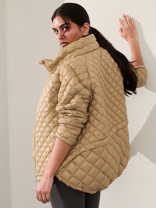 Whisper Featherless Puffer Jacket Product Image