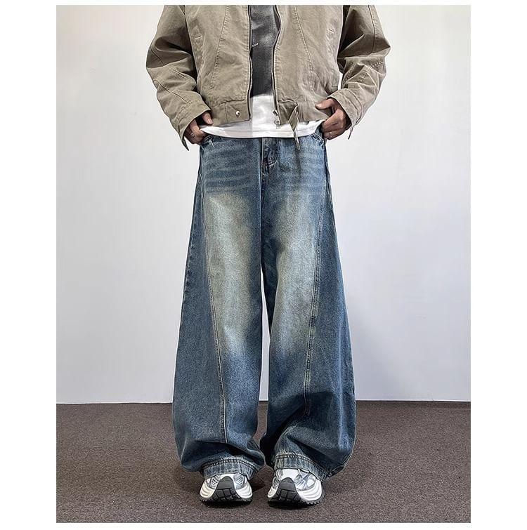 Mid Rise Washed Wide Leg Jeans Product Image