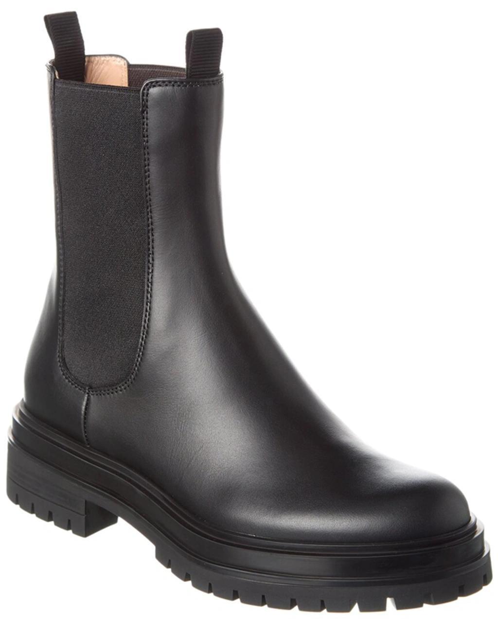 Chester Leather Boot In Black product image