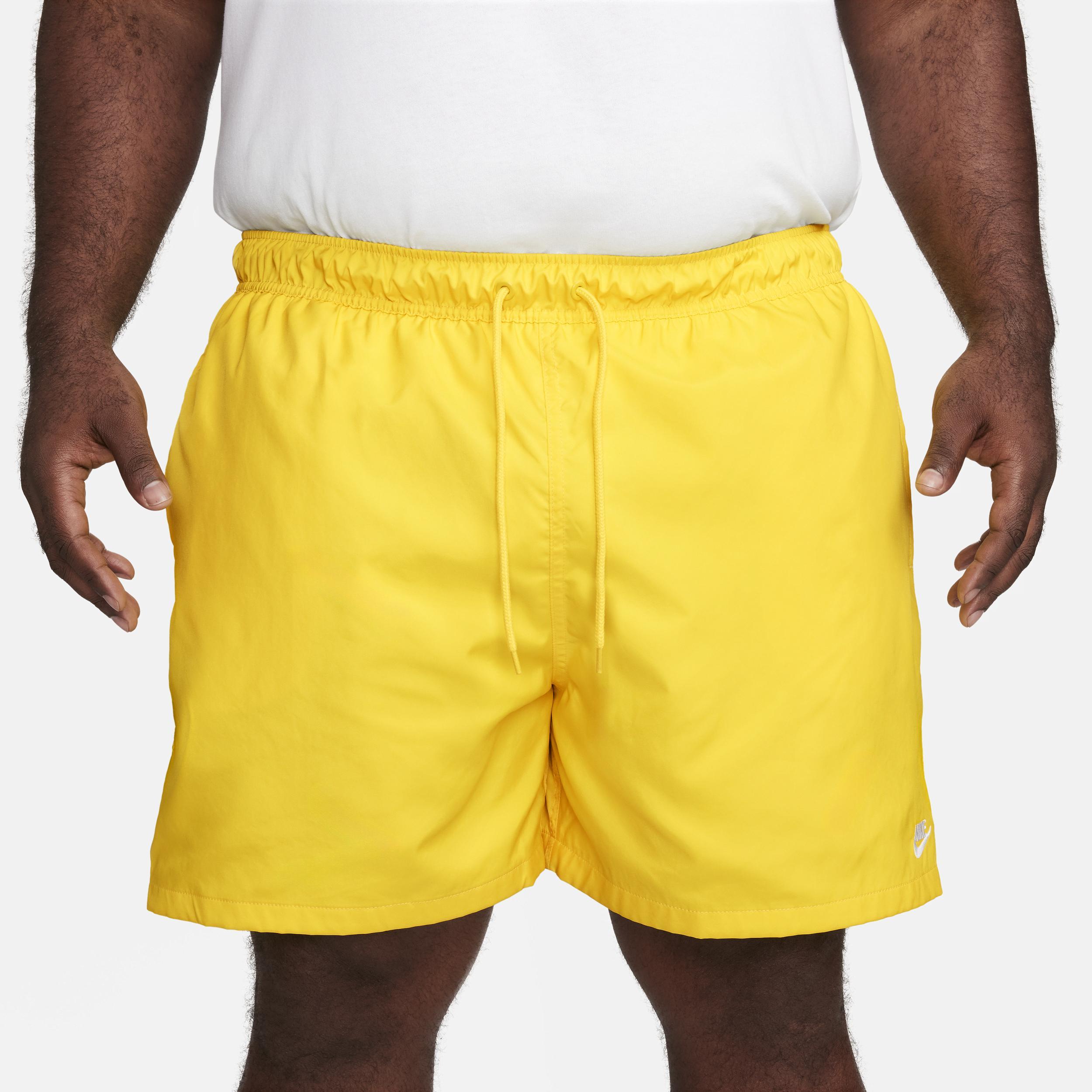 Nike Men's Club Woven Flow Shorts Product Image