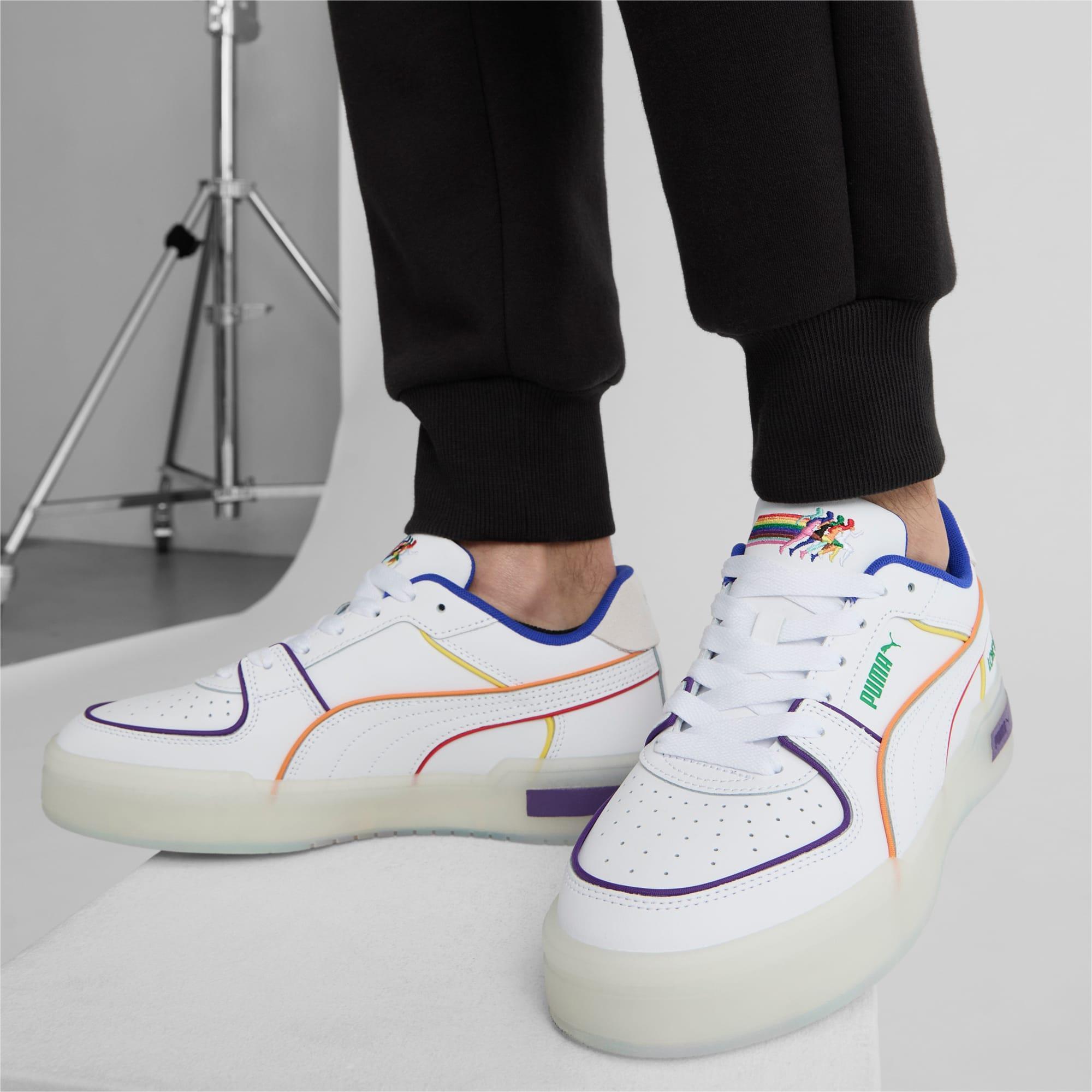 LOVE MARATHON CA Pro Sneakers Product Image