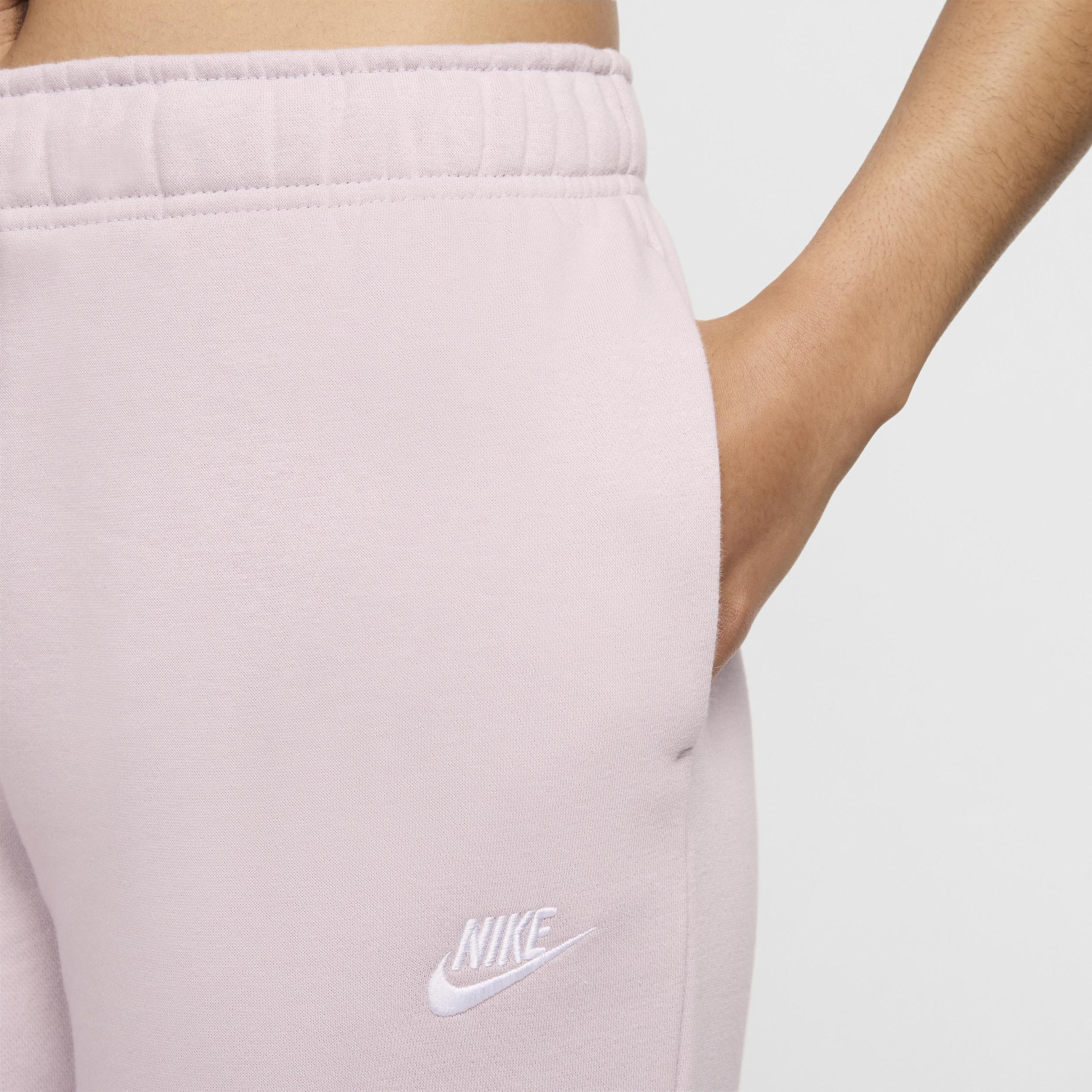 Women's Nike Sportswear Club Fleece Mid-Rise Jogger Pants Product Image