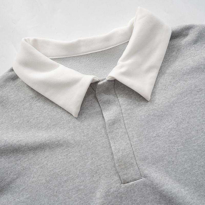 Contrast Collar Crop Pullover Product Image