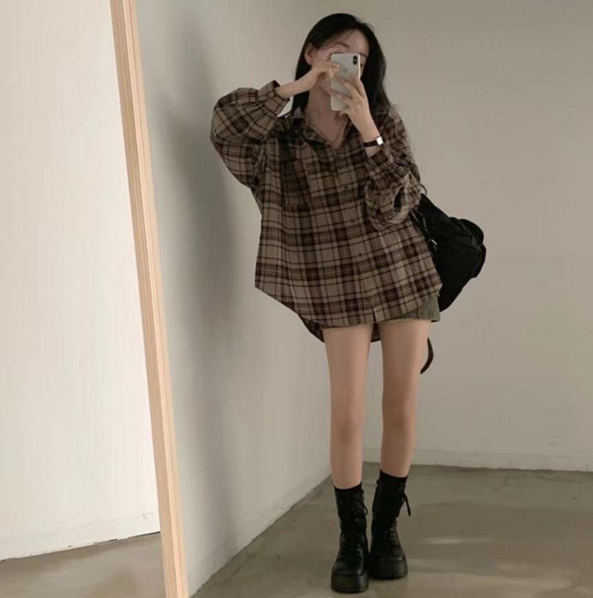 Long-Sleeve Plaid Shirt Product Image