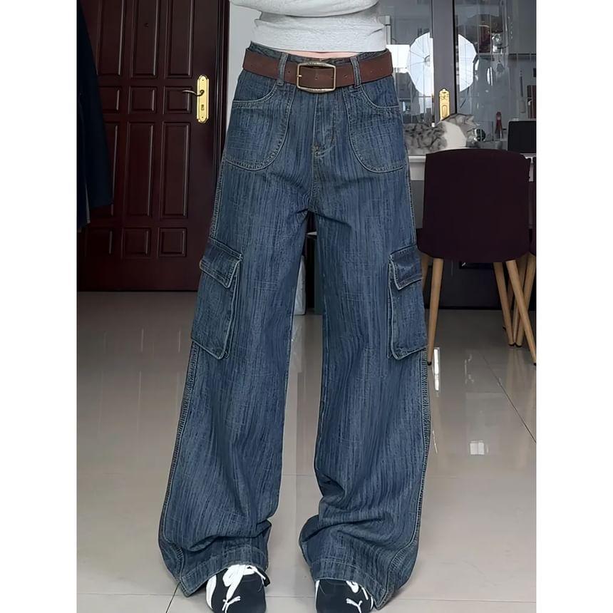 Low Rise Washed Wide Leg Cargo Jeans Product Image