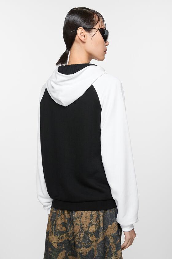 Hooded zipper sweater Product Image