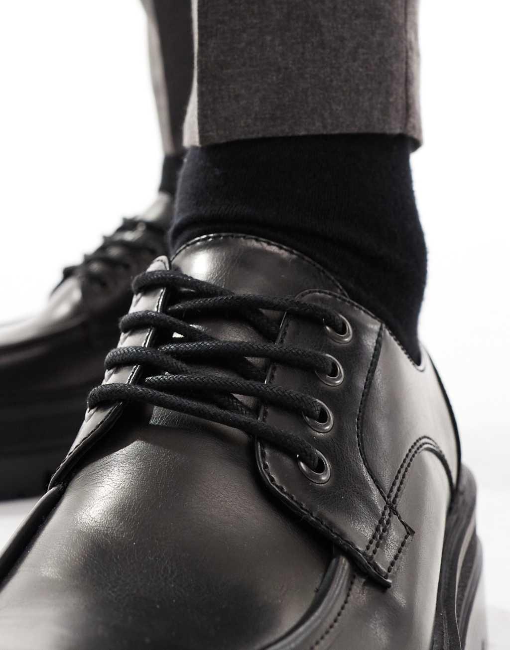 Bershka derby smart lace up shoes in black Product Image