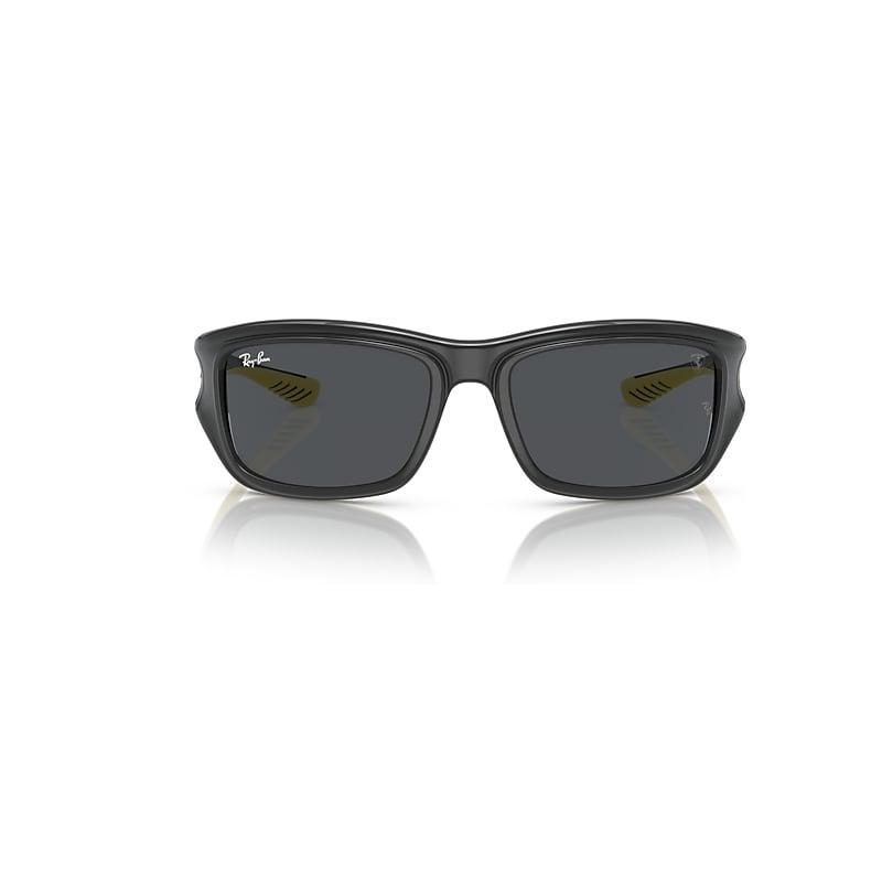 Ray-Ban 59mm Mirrored Square Sunglasses Product Image