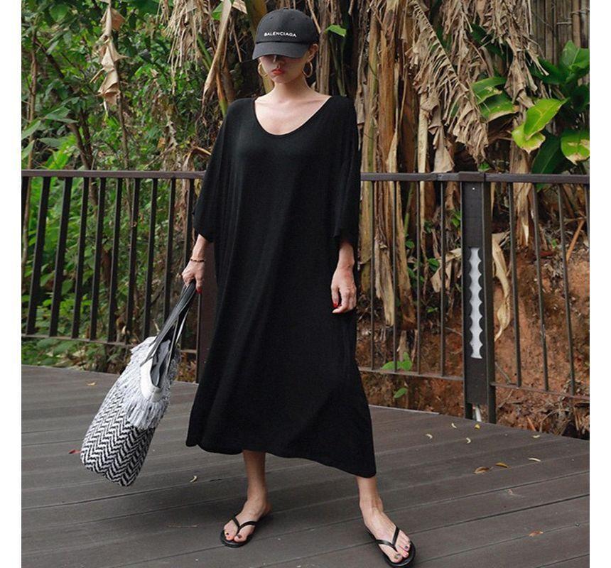 Bat Sleeve Scoop Neck Plain Midi Shift T-Shirt Dress Product Image