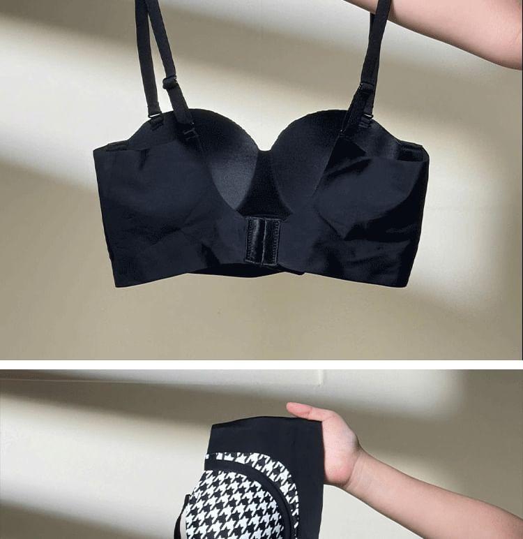 Patterned Wireless Bra Product Image