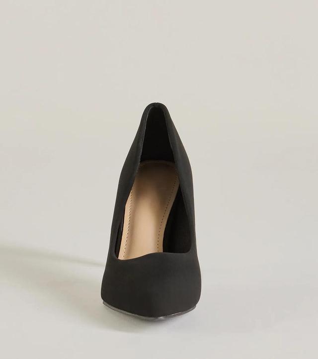 The Classic Pump Stiletto Heels Product Image