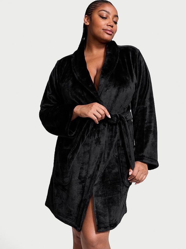 Short Cozy Robe Product Image