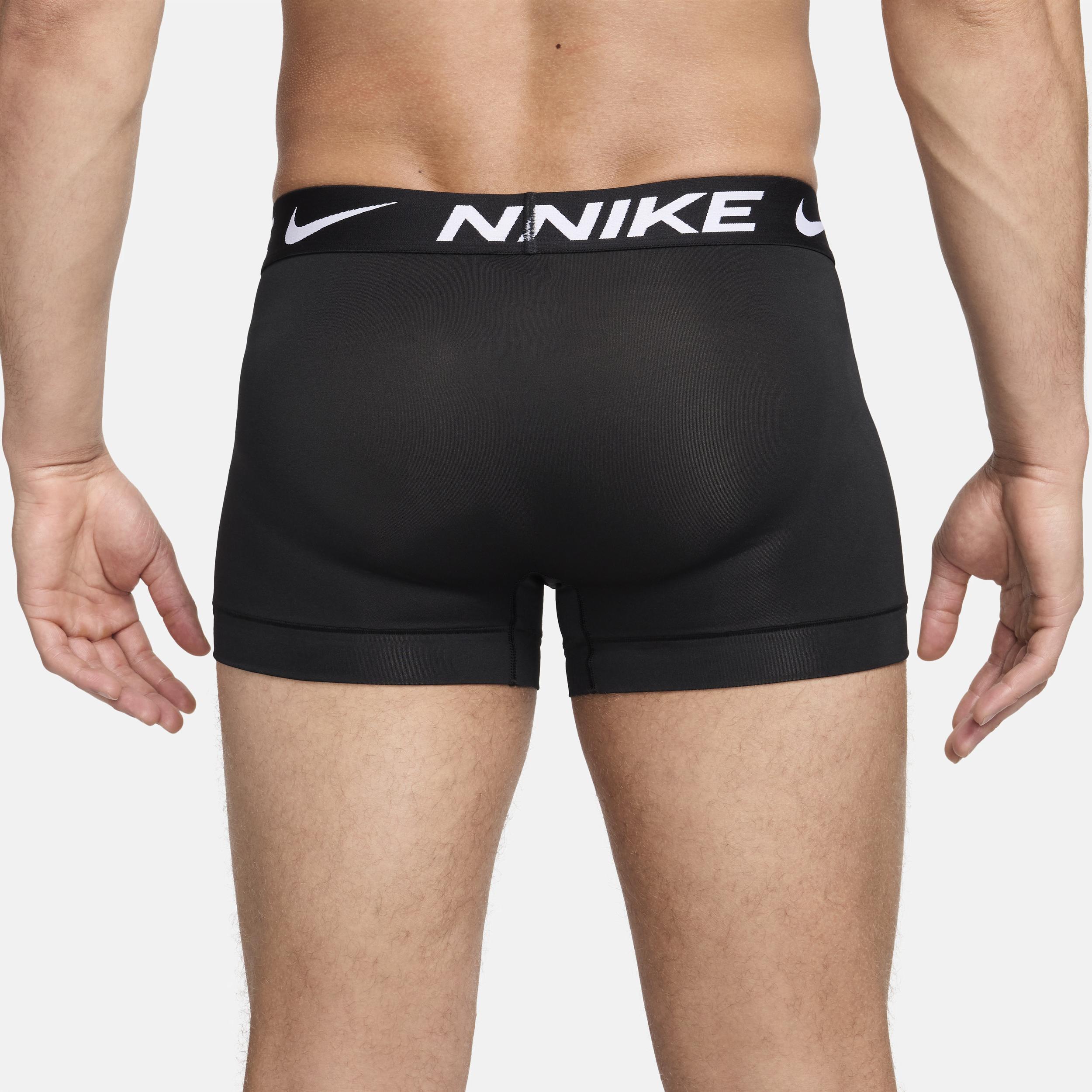 Nike Dri-FIT Essential Micro Men's Trunks (3-Pack) Product Image