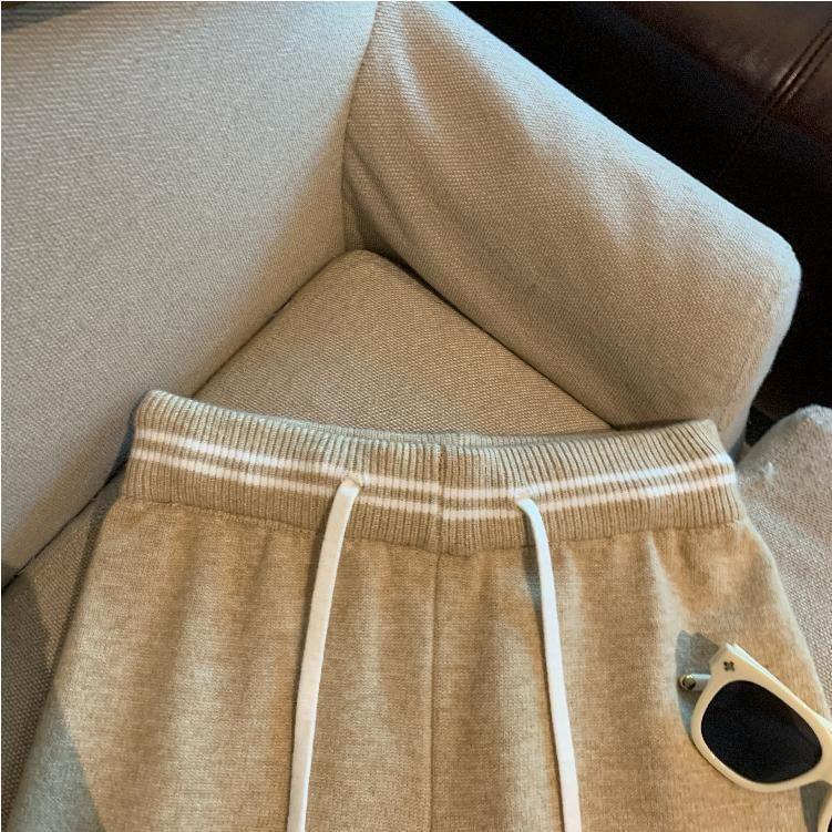 High Waist Knit Shorts Product Image