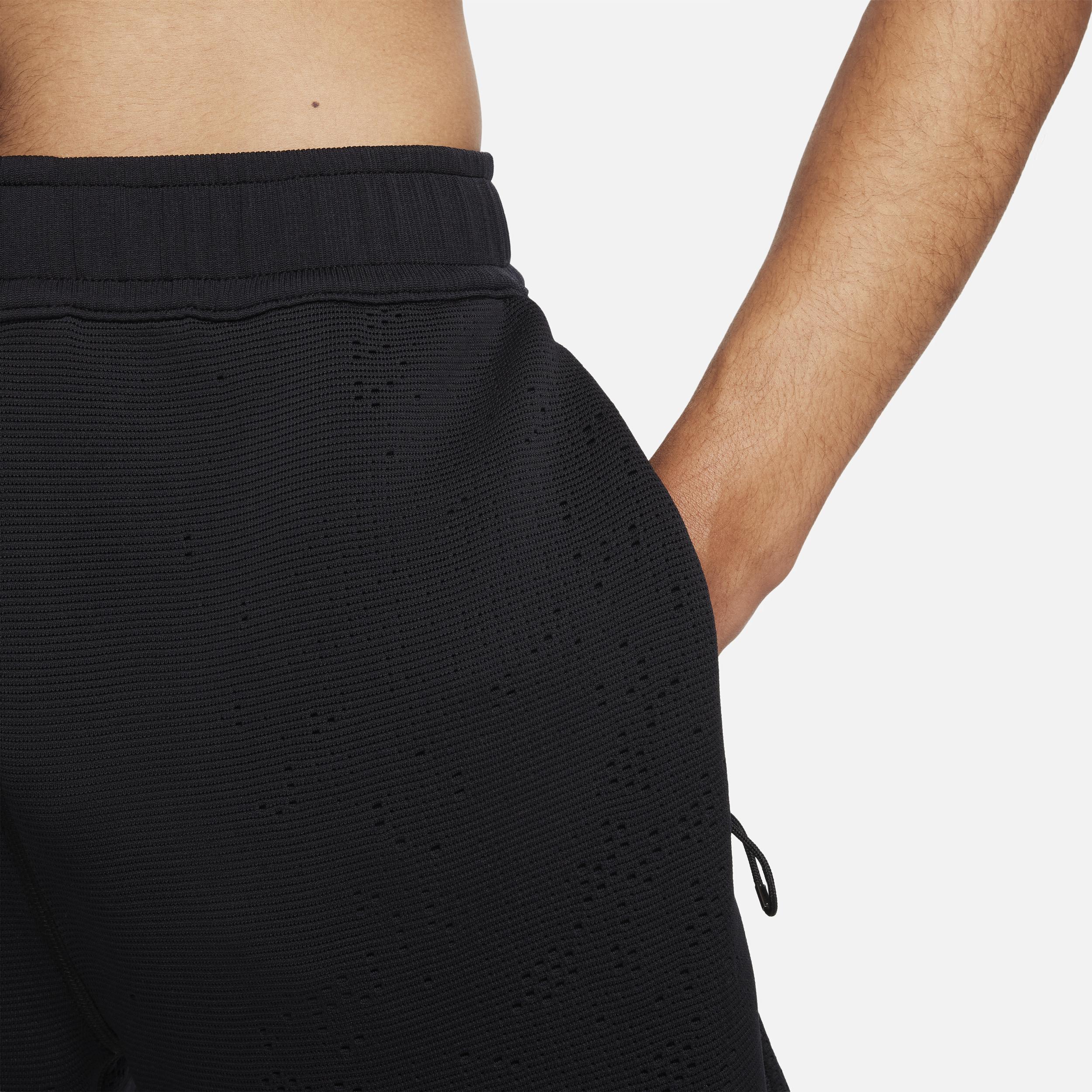 Nike Men's A.P.S. Therma-FIT Versatile Pants Product Image