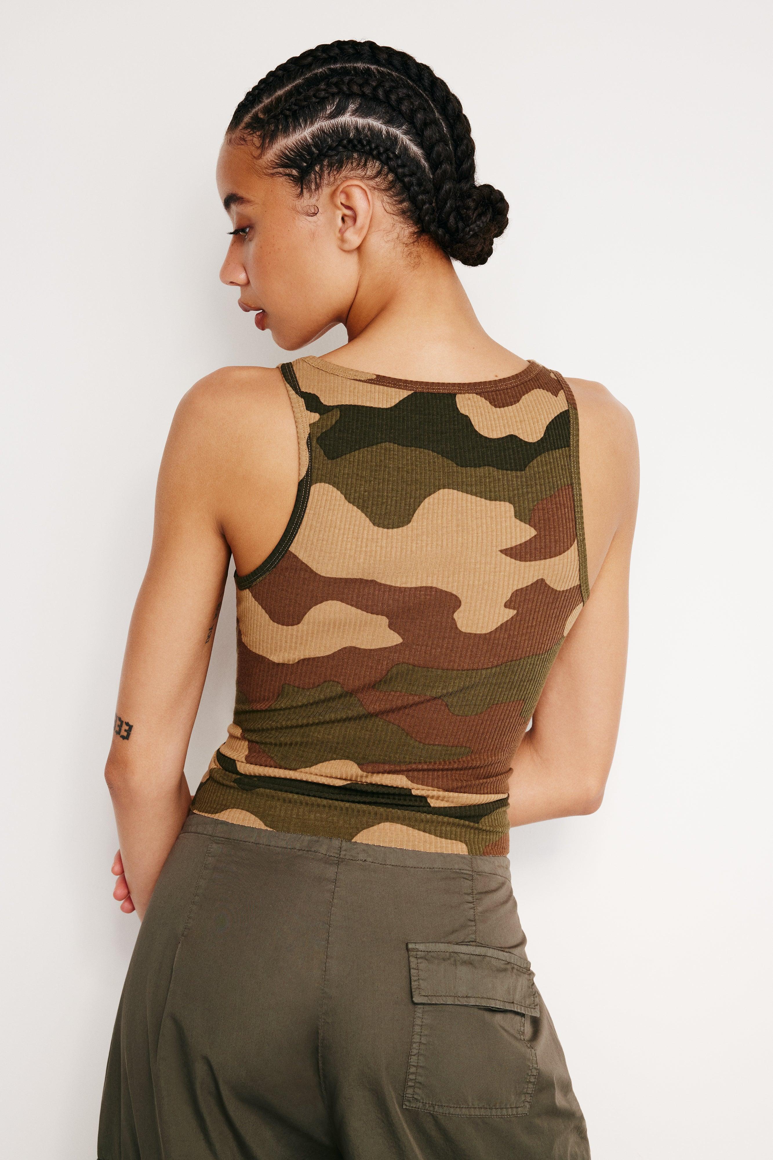 LIGHTWEIGHT RIBBED COTTON TANK | FATIGUE GREEN CAMO001 Product Image