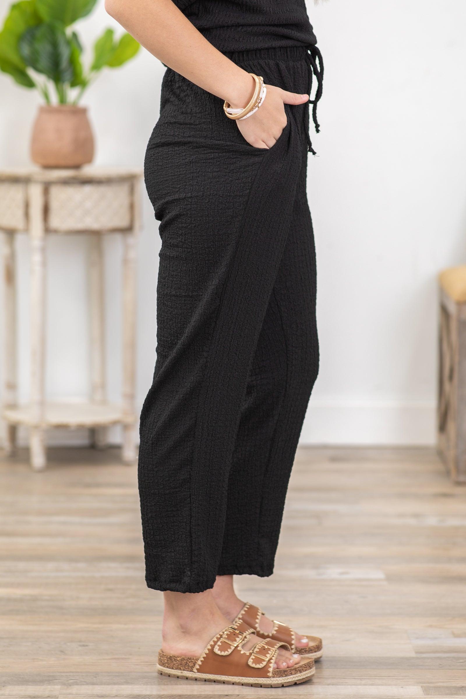 Black Solid Textured Straight Crop Leg Pants Product Image