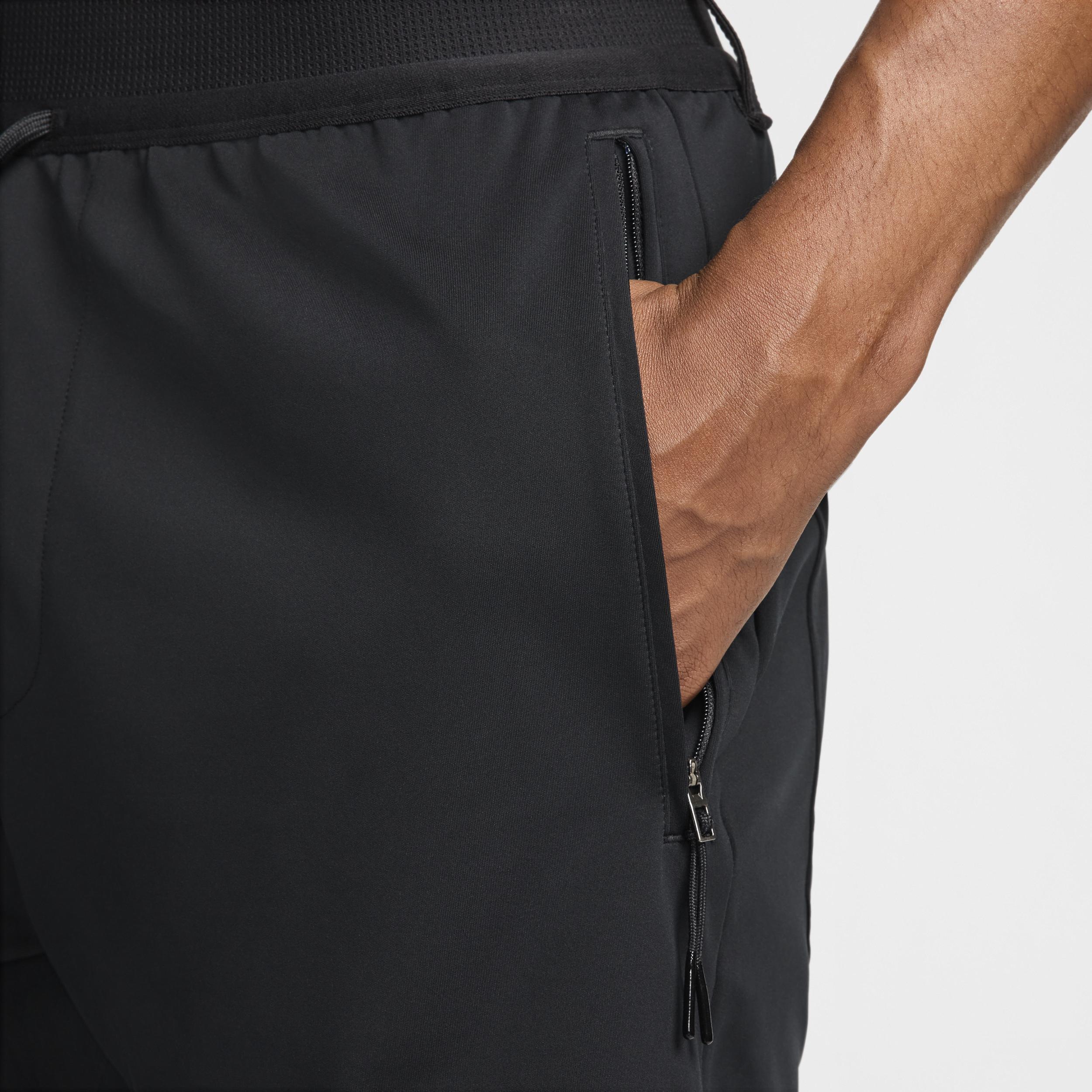 Nike Men's A.P.S. 6" Dri-FIT ADV Versatile Shorts Product Image