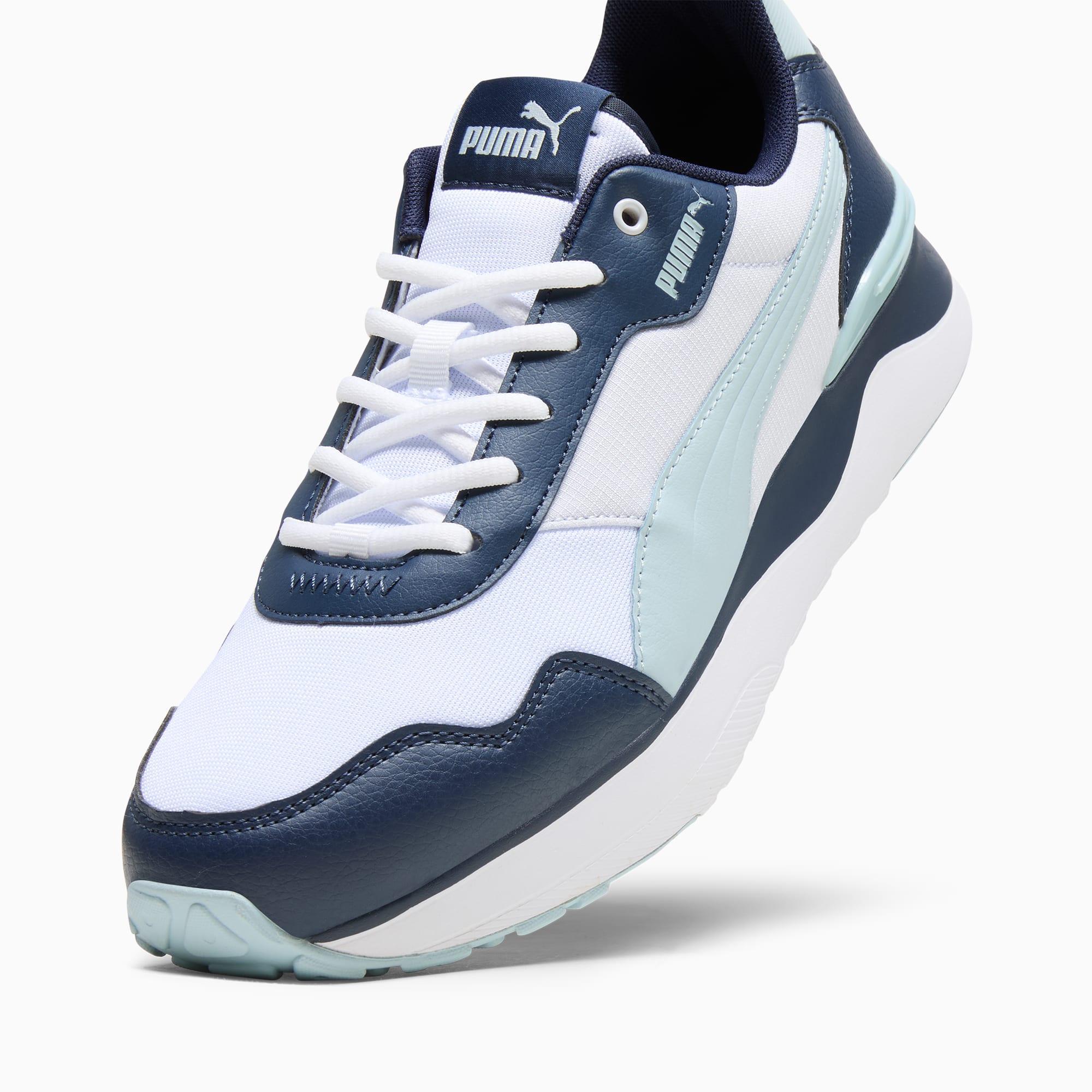 PUMA R78 Voyage Women's Sneakers in Dark Blue Product Image