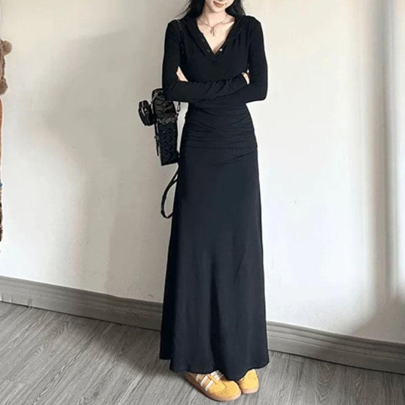 Long-Sleeve V-Neck Plain Maxi A-Line Dress Product Image