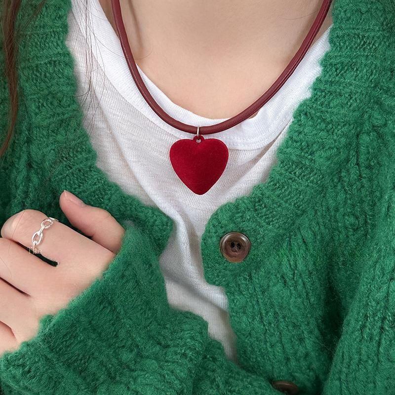 Heart Pendant String Necklace Product Image