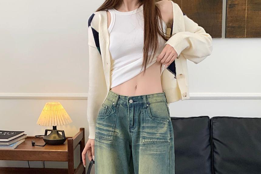 Mid Rise Washed Wide Leg Jeans Product Image