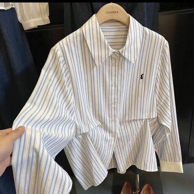 Long-Sleeve Collared Striped Button Up Shirt Product Image