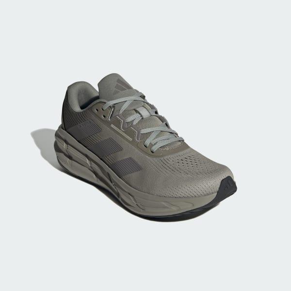 Questar 3 Running Shoes Product Image