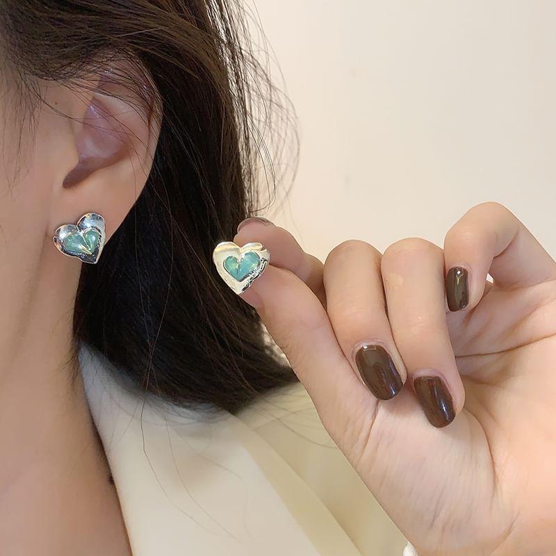 Rhinestone Heart Stud Earring Product Image