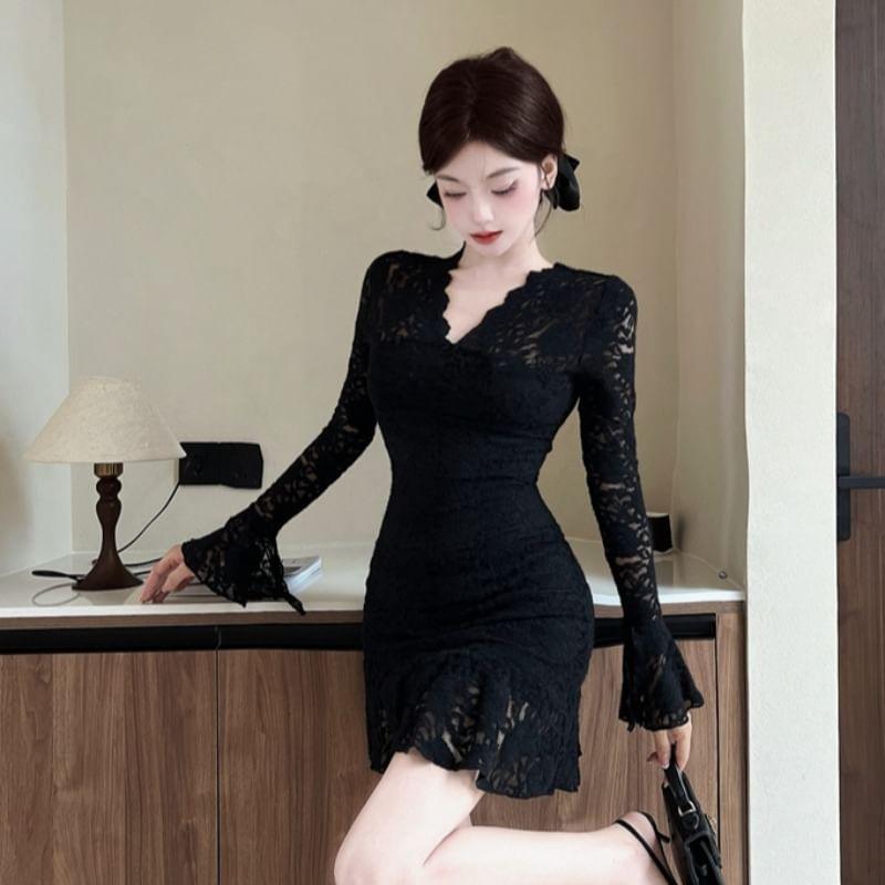 Long-Sleeve V-Neck Lace Mini Bodycon Dress Product Image