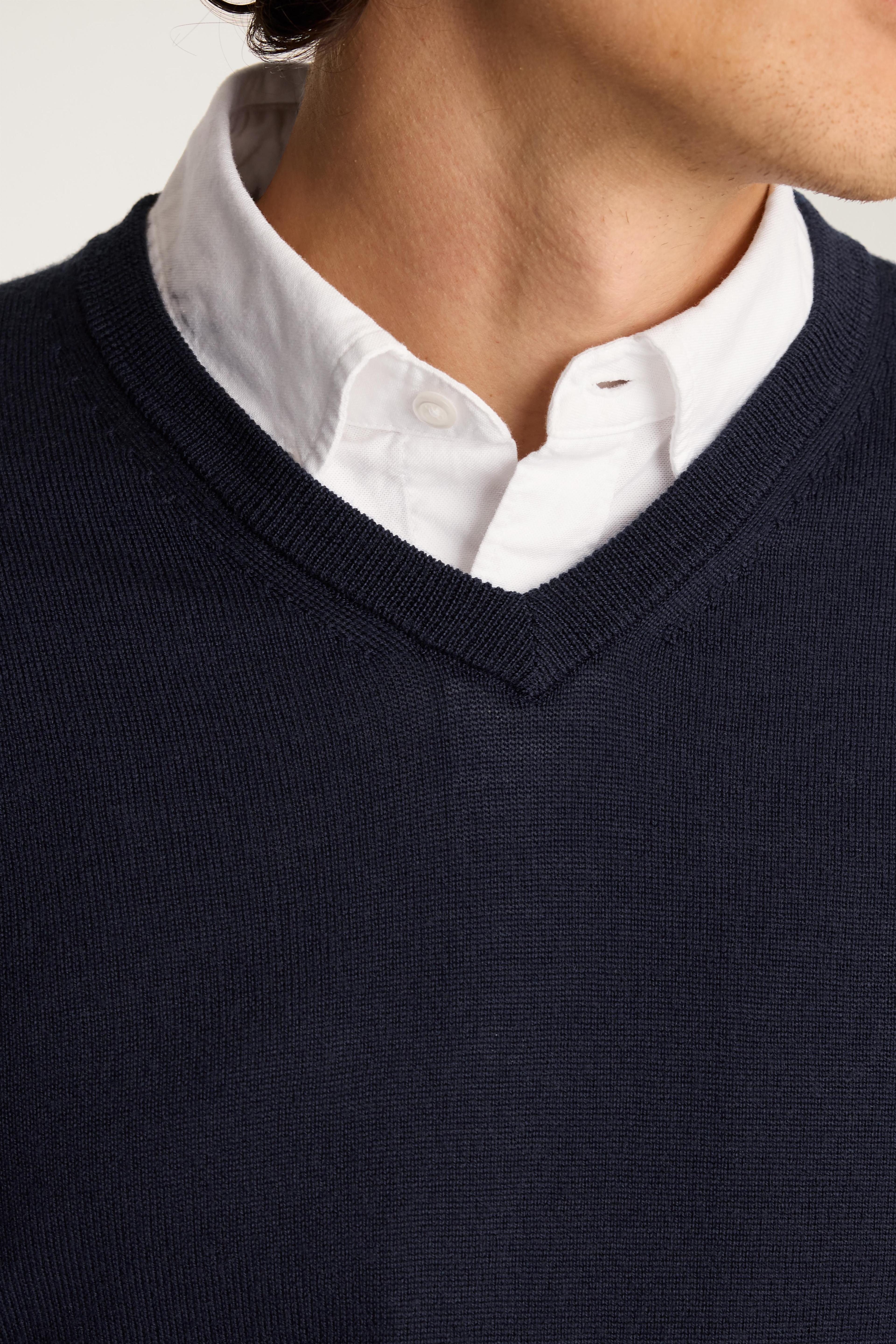 Washable Merino V-Neck Sweater Product Image