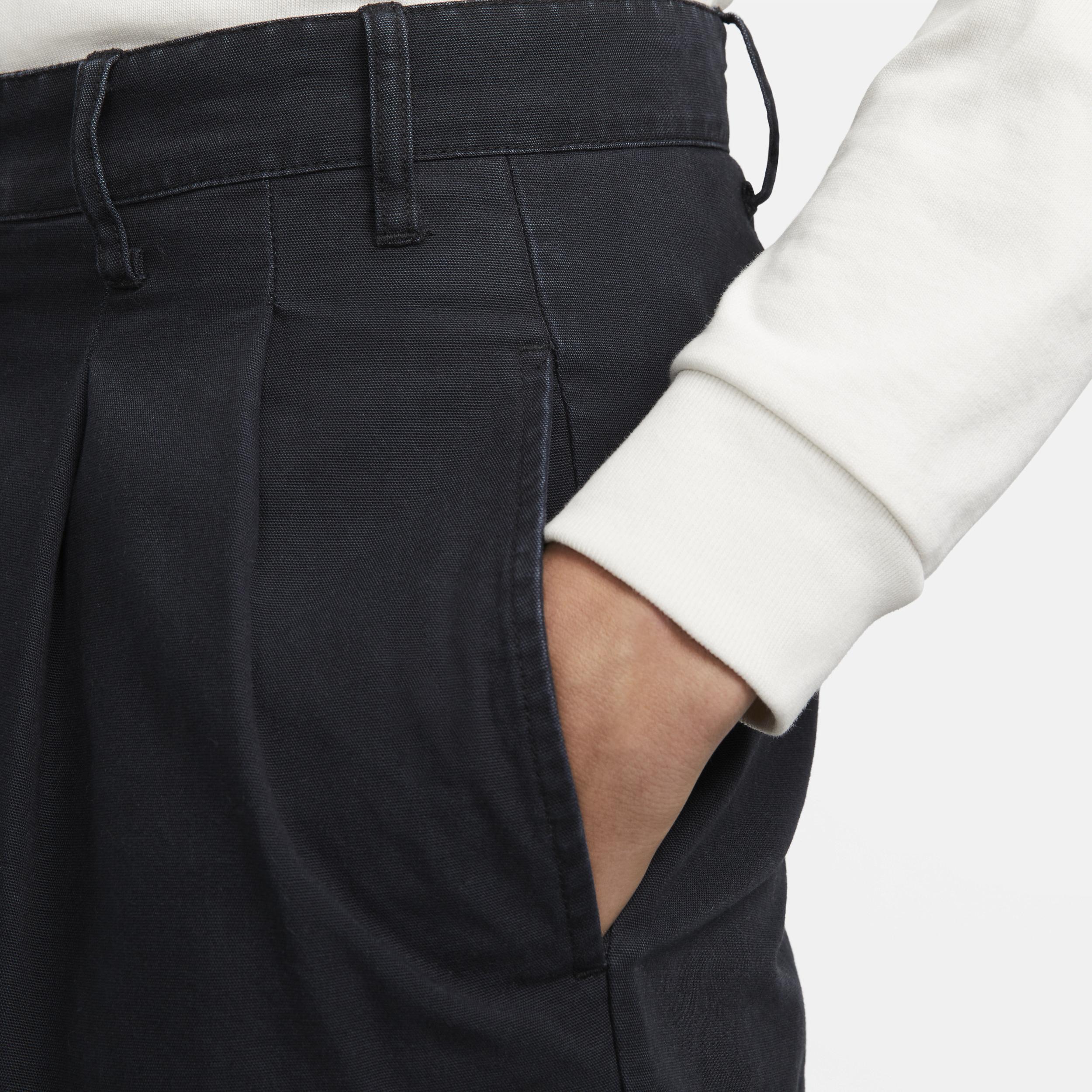 Nike Men's Life Pleated Chino Shorts Product Image