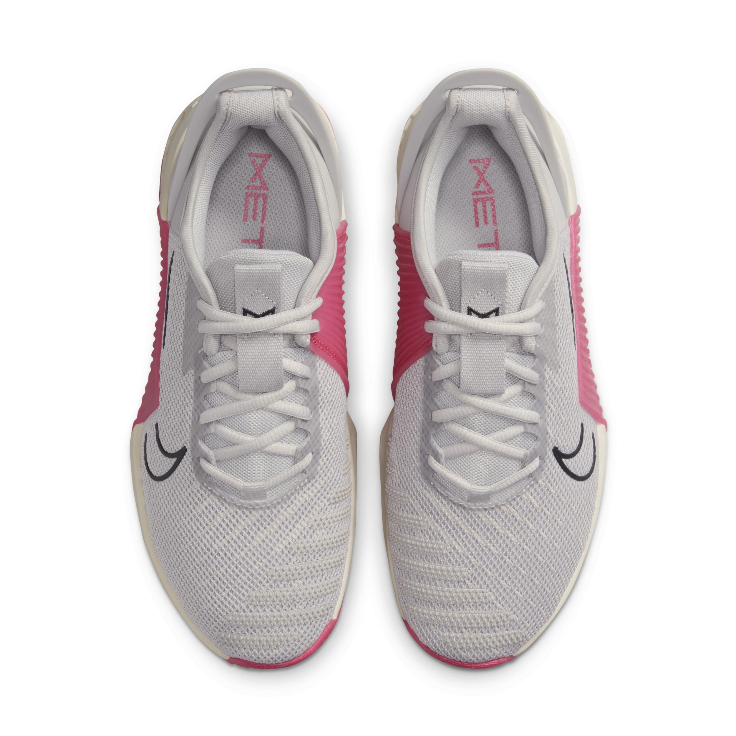 Nike Women's Metcon 9 EasyOn Workout Shoes Product Image