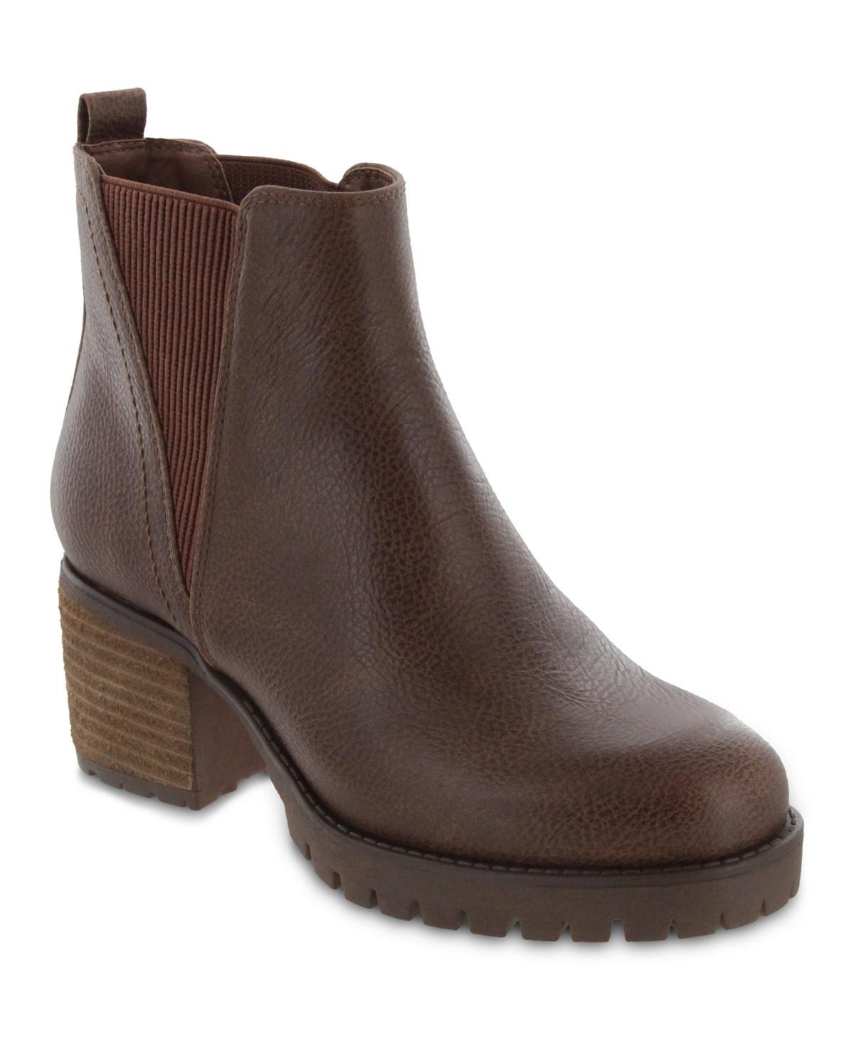 Mia Womens Jody Lug Sole Chelsea Booties Product Image